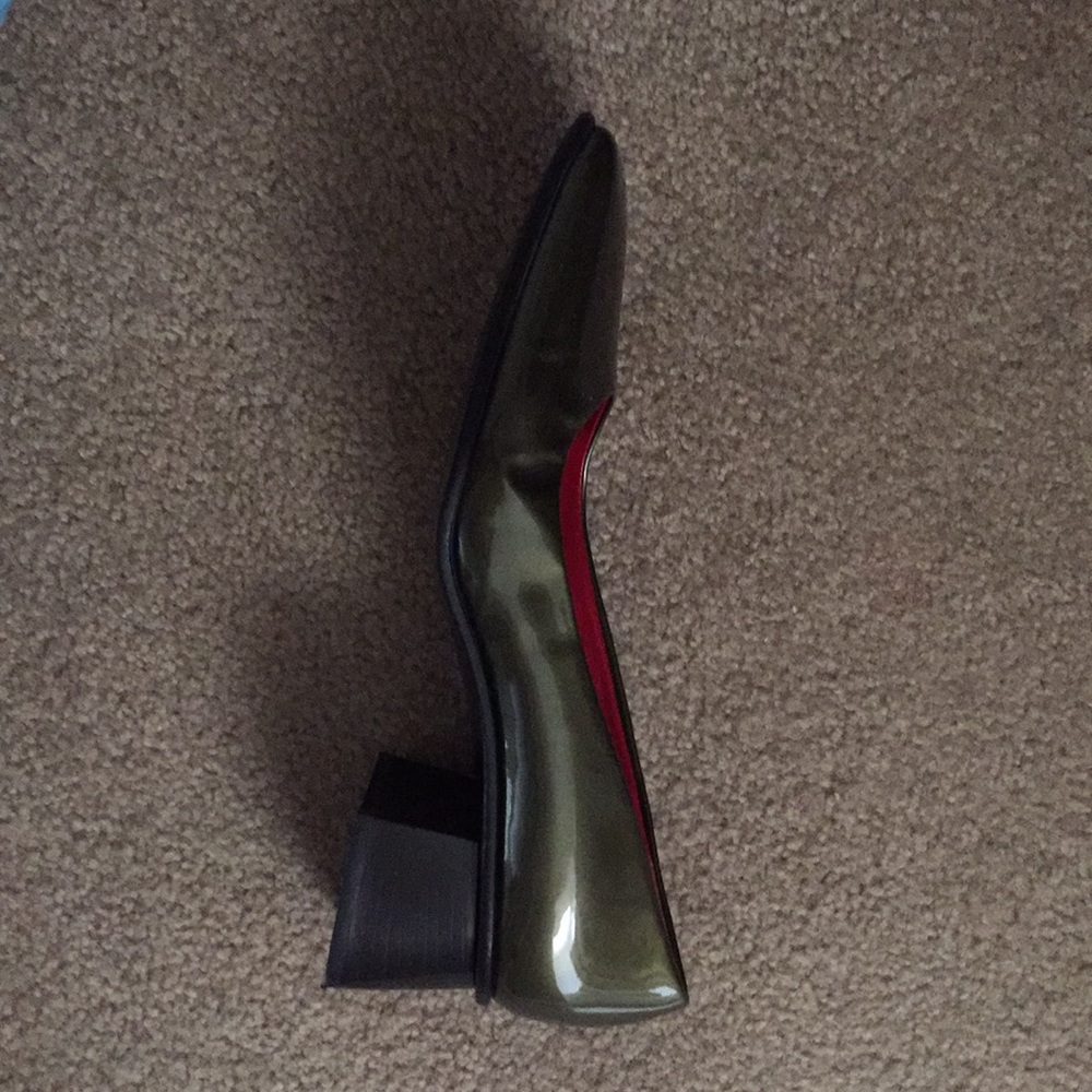 Olive green patent leather Joan and David shoe.